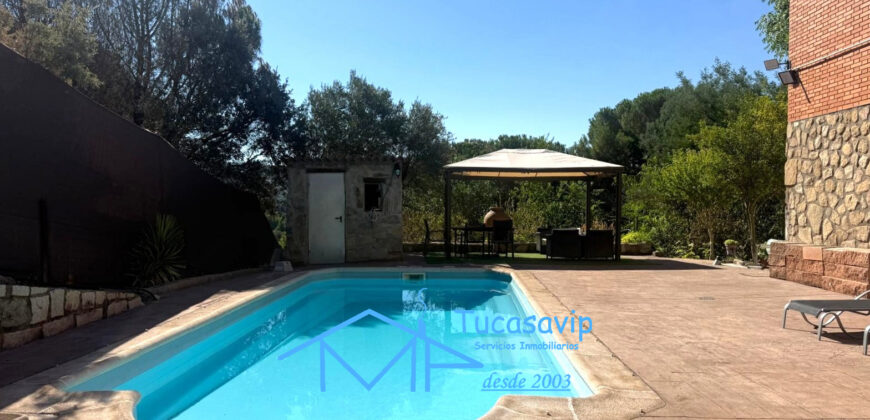 Chalet Independiente en El Tiemblo