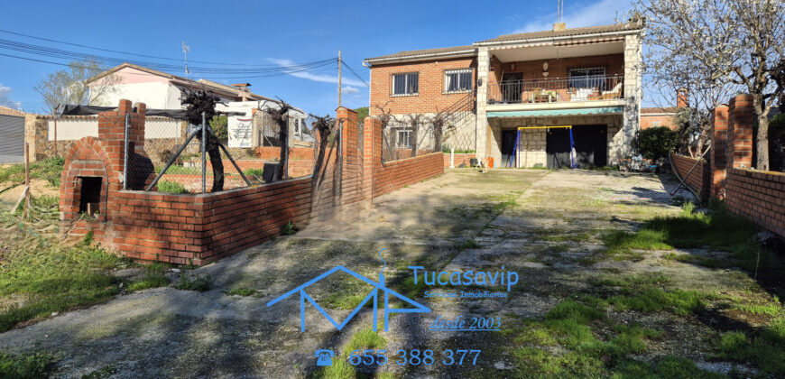 Chalet en Pelayos de la Presa