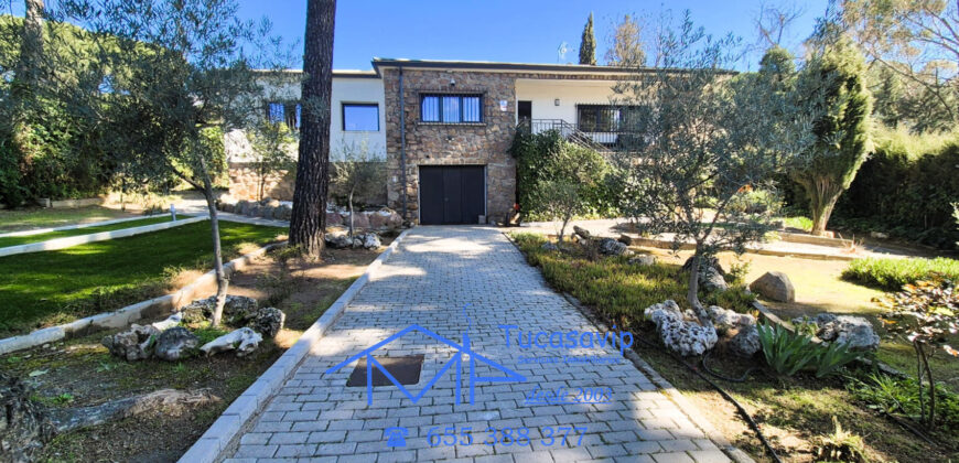 Chalet en Pelayos de la Presa