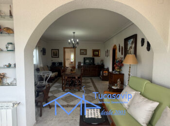Chalet independiente en Pelayos de la Presa
