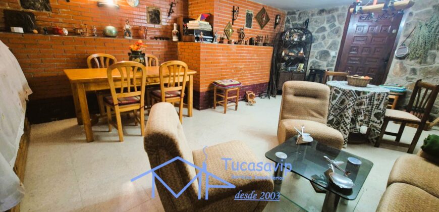 Chalet adosado en Pelayos de la Presa
