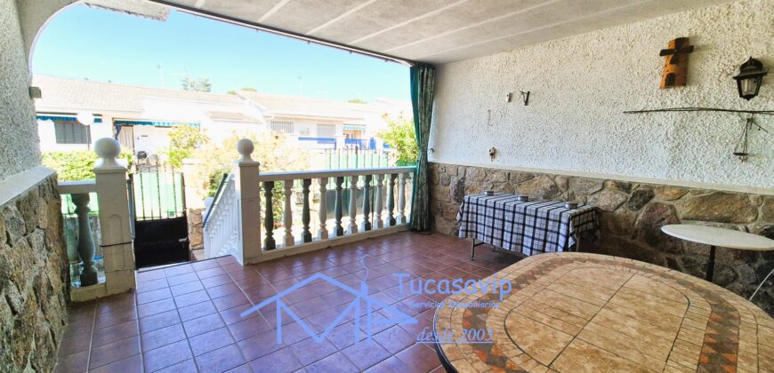Chalet adosado en Pelayos de la Presa