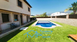 Chalet Pareado en La Adrada